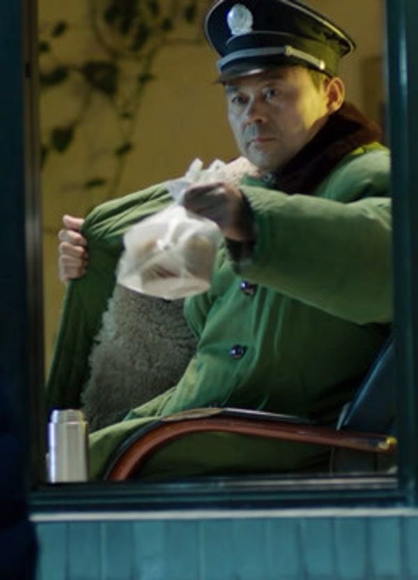 纪律如铁，柔情似水